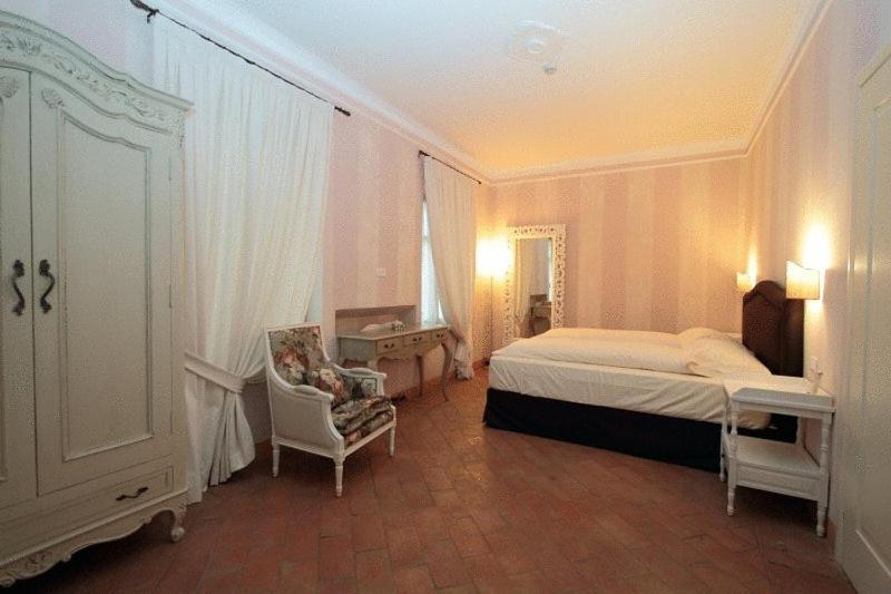 Villa Morneto Vignale Exteriör bild